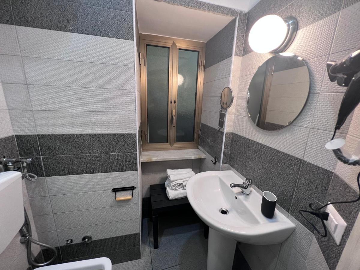Apartment In The Center Napoli Ngoại thất bức ảnh